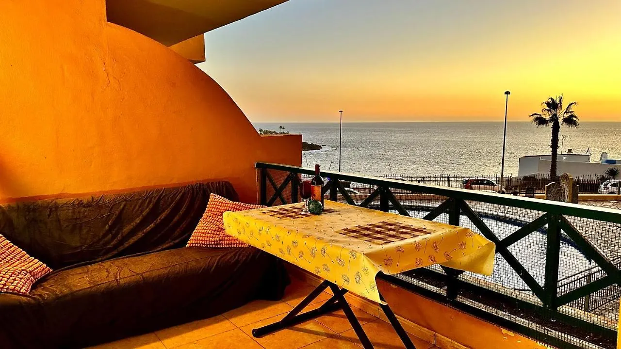 Daire La Arena Free Wi-Fi Check-In 24 Hours Puerto de Santiago  İspanya