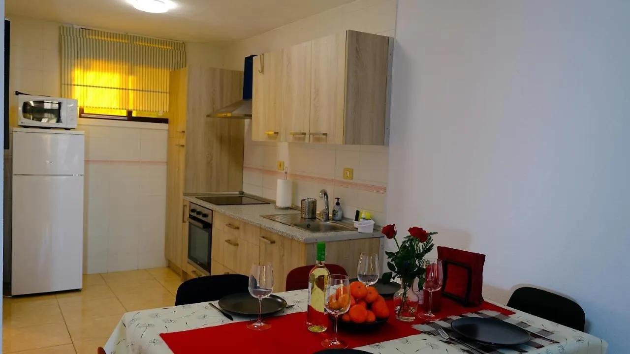 La Arena Free Wi-Fi Check-In 24 Hours Puerto de Santiago  Apartmán Puerto de Santiago (Tenerife)